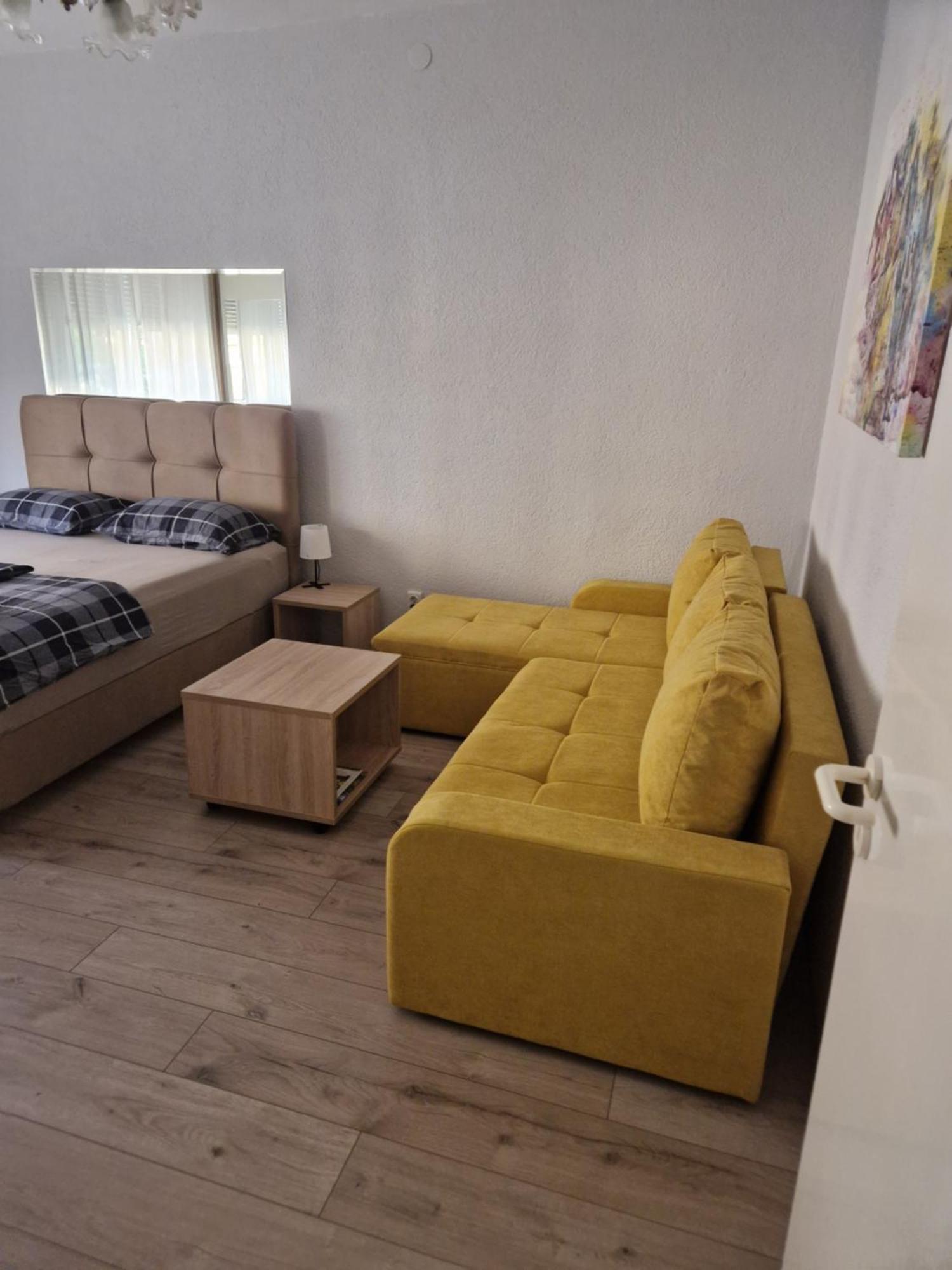 Apartment Downtown Ösek Dış mekan fotoğraf